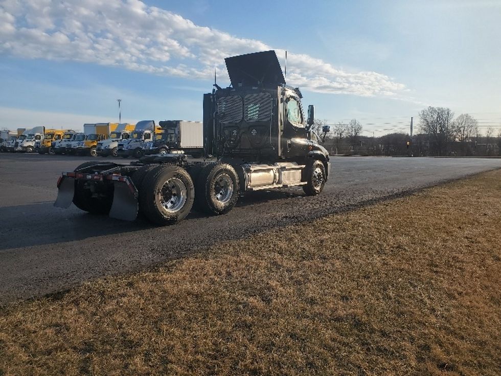 Day Cab Tractor-Heavy Duty Tractors-Freightliner-2020-Cascadia 12564ST-White Deer-PA-439,150\n\t\tmiles-$ 46,750 - Image 7