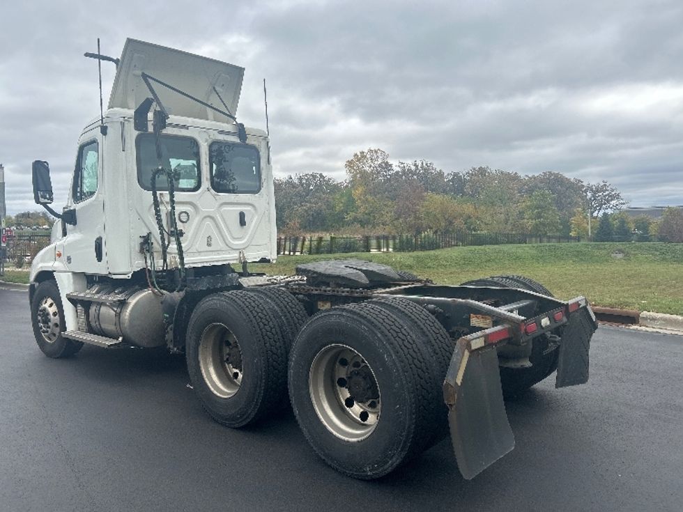 Day Cab Tractor-Heavy Duty Tractors-Freightliner-2020-Cascadia 12564ST-Windsor-WI-634,103\n\t\tmiles-$ 29,750 - Image 5