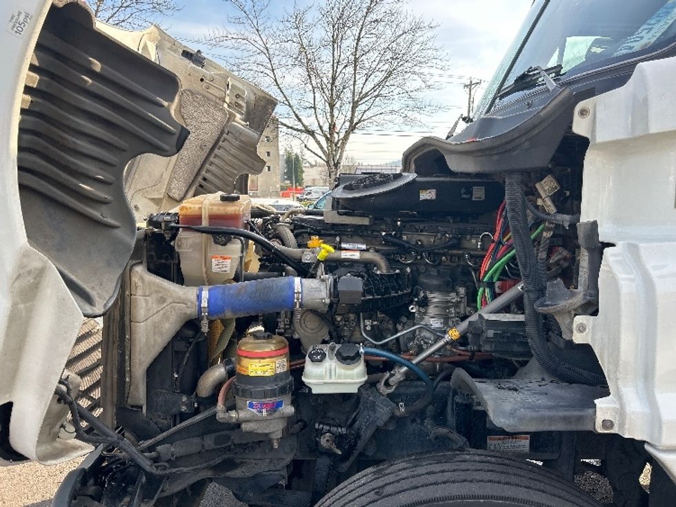 Day Cab Tractor-Heavy Duty Tractors-Freightliner-2020-Cascadia 12584ST-Clackamas-OR-311,047\n\t\tmiles-$ 66,500 - Image 16