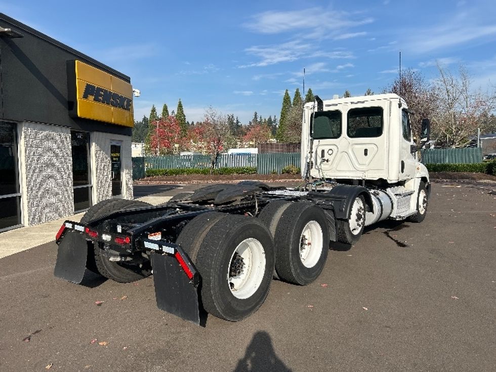 Day Cab Tractor-Heavy Duty Tractors-Freightliner-2020-Cascadia 12584ST-Clackamas-OR-311,047\n\t\tmiles-$ 66,500 - Image 7