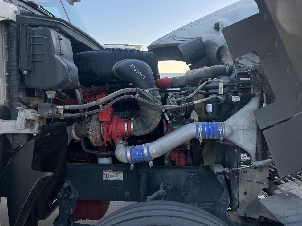 Day Cab Tractor-Heavy Duty Tractors-Freightliner-2020-D12264SD-Dallas-TX-262,505\n\t\tmiles-$ 99,750 - Image 15