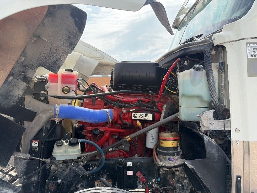 Day Cab Tractor-Heavy Duty Tractors-Freightliner-2020-D12264SD-Dallas-TX-281,121\n\t\tmiles-$ 78,250 - Image 16