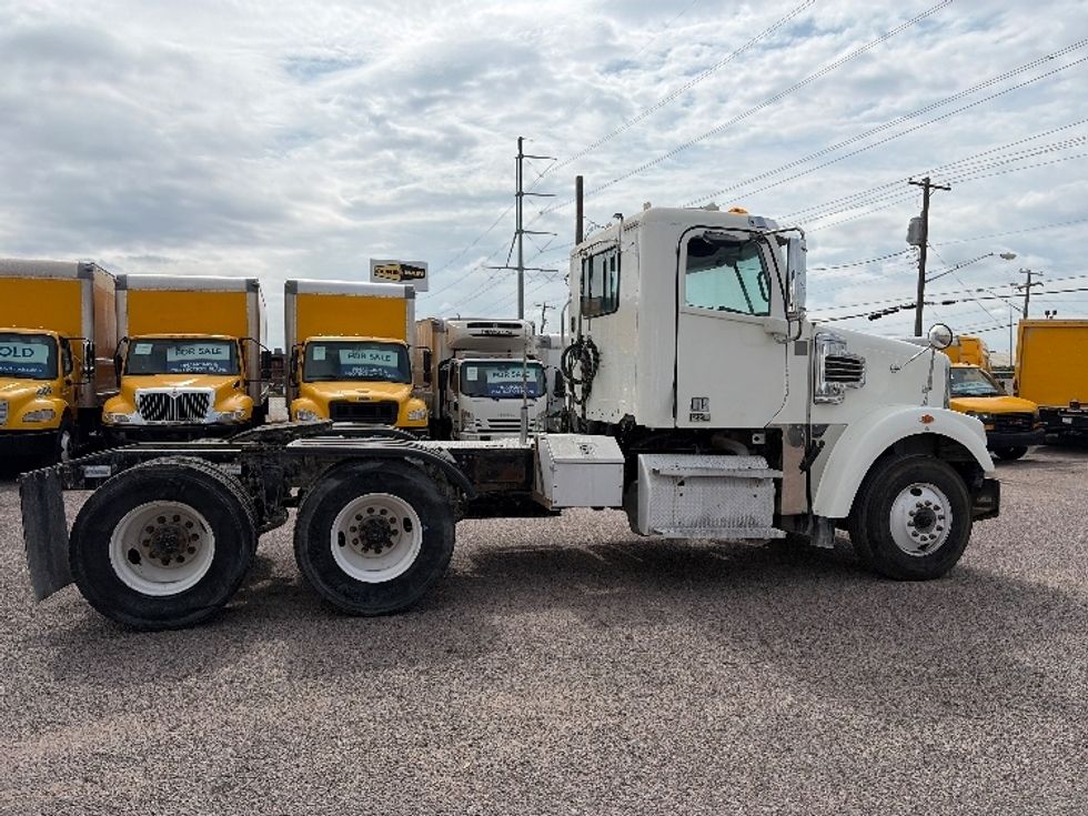 Day Cab Tractor-Heavy Duty Tractors-Freightliner-2020-D12264SD-Dallas-TX-281,121\n\t\tmiles-$ 78,250 - Image 8