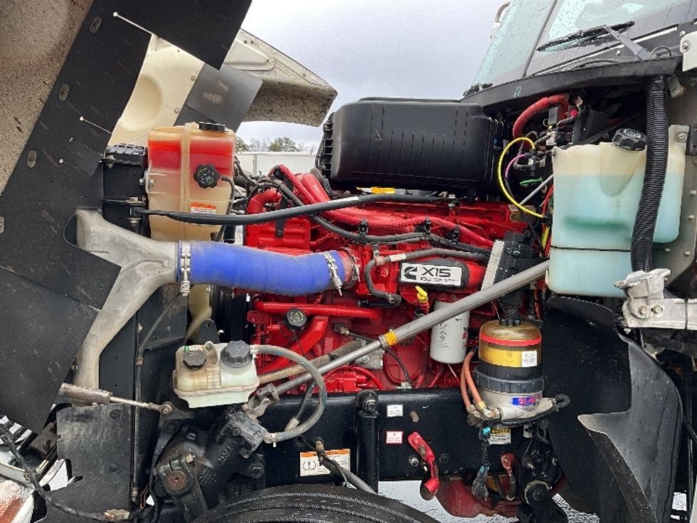 Day Cab Tractor-Heavy Duty Tractors-Freightliner-2020-D12264SD-Manassas-VA-271,177\n\t\tmiles-$ 71,000 - Image 16