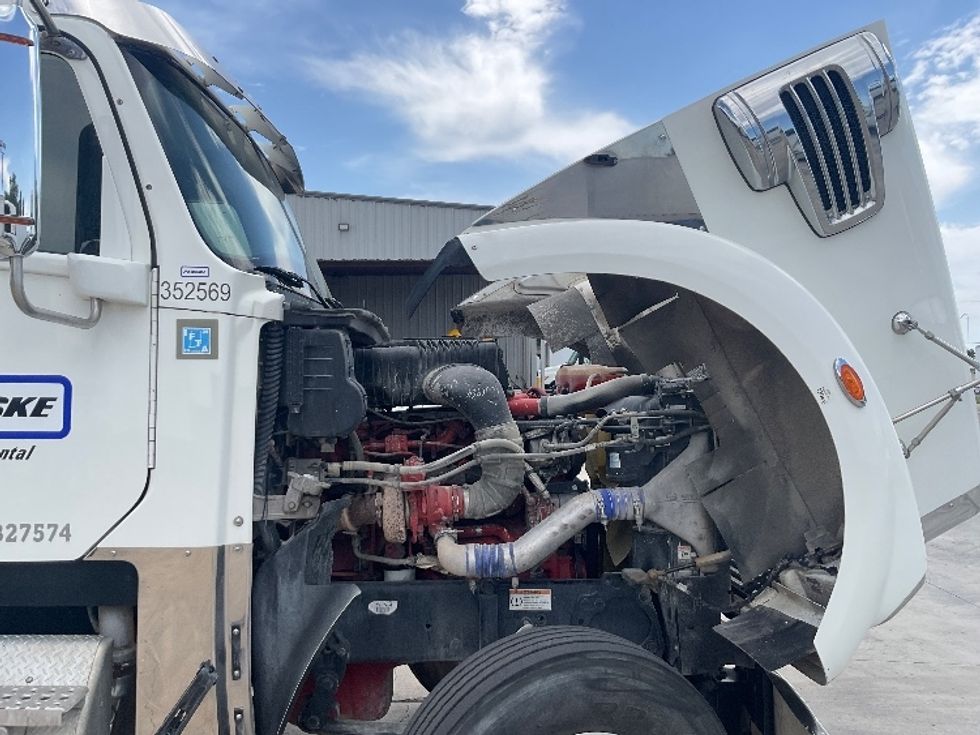 Day Cab Tractor-Heavy Duty Tractors-Freightliner-2020-D12264SD-Round Rock-TX-237,711\n\t\tmiles-$ 87,250 - Image 15