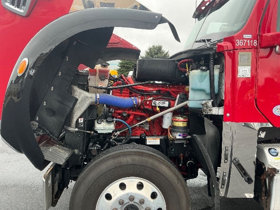 Day Cab Tractor-Heavy Duty Tractors-Freightliner-2020-D12264SD-South Bend-IN-389,250\n\t\tmiles-$ 58,250 - Image 16