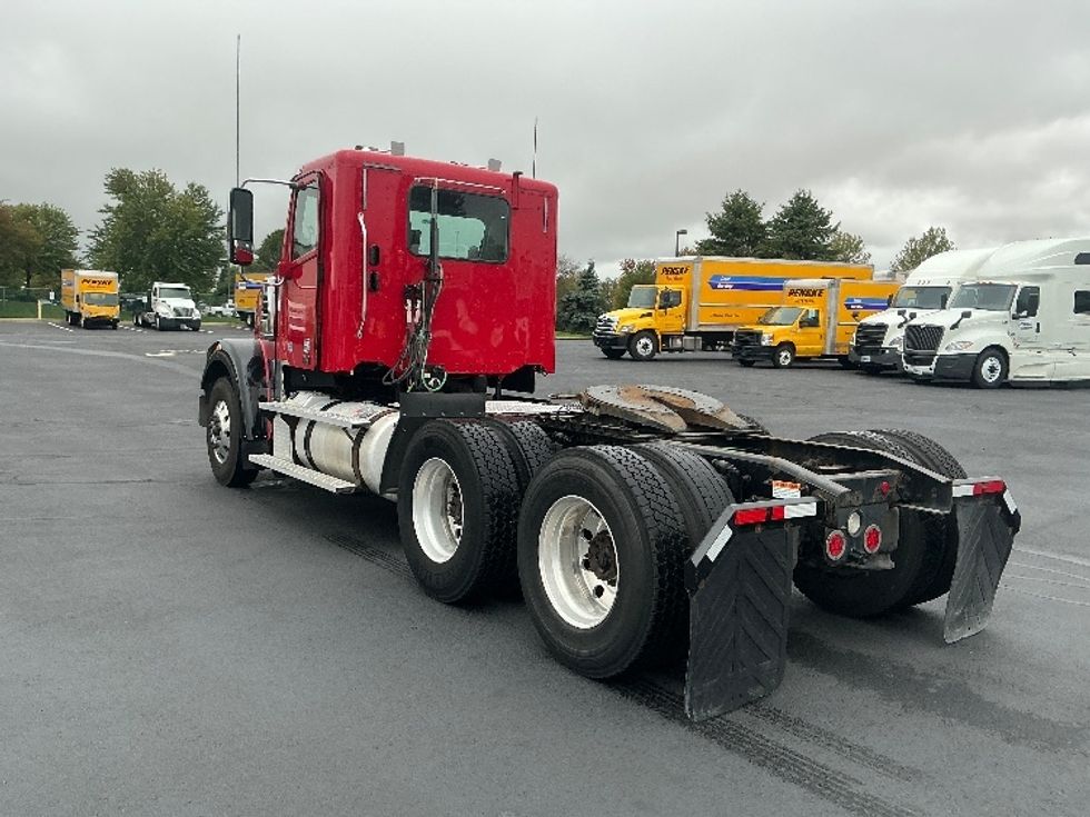 Day Cab Tractor-Heavy Duty Tractors-Freightliner-2020-D12264SD-South Bend-IN-389,250\n\t\tmiles-$ 58,250 - Image 5