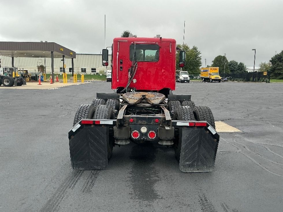 Day Cab Tractor-Heavy Duty Tractors-Freightliner-2020-D12264SD-South Bend-IN-389,250\n\t\tmiles-$ 58,250 - Image 6