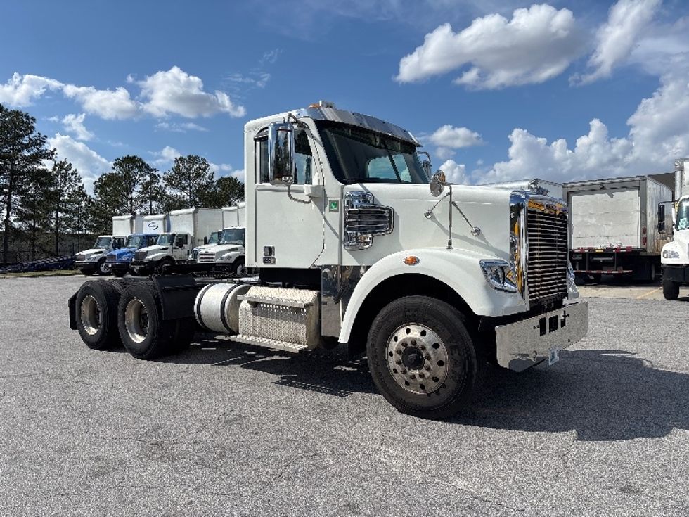 Day Cab Tractor-Heavy Duty Tractors-Freightliner-2020-D12264SD-West Columbia-SC-269,711\n\t\tmiles-$ 78,500 - Image 1