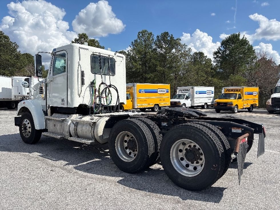 Day Cab Tractor-Heavy Duty Tractors-Freightliner-2020-D12264SD-West Columbia-SC-269,711\n\t\tmiles-$ 78,500 - Image 5