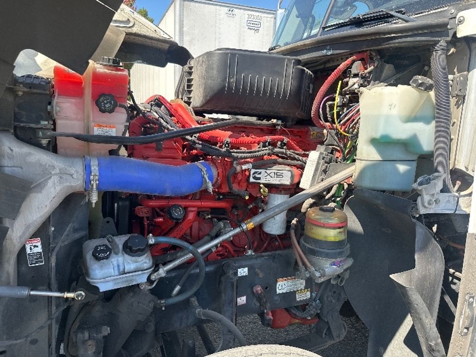 Day Cab Tractor-Heavy Duty Tractors-Freightliner-2020-D12264SD-Wilsonville-OR-224,099\n\t\tmiles-$ 85,750 - Image 16