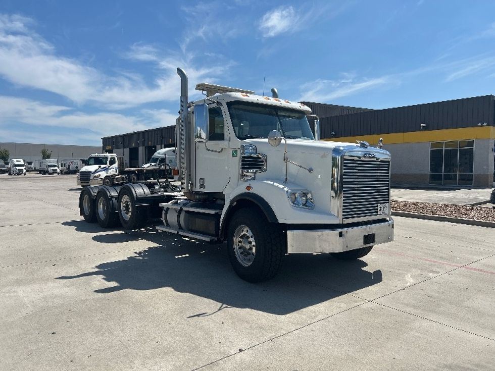 Day Cab Tractor-Heavy Duty Tractors-Freightliner-2020-D12284SD-Houston-TX-265,521\n\t\tmiles-$ 107,500 - Image 1