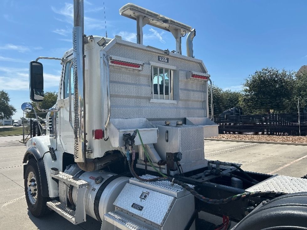 Day Cab Tractor-Heavy Duty Tractors-Freightliner-2020-D12284SD-Houston-TX-265,521\n\t\tmiles-$ 107,500 - Image 18