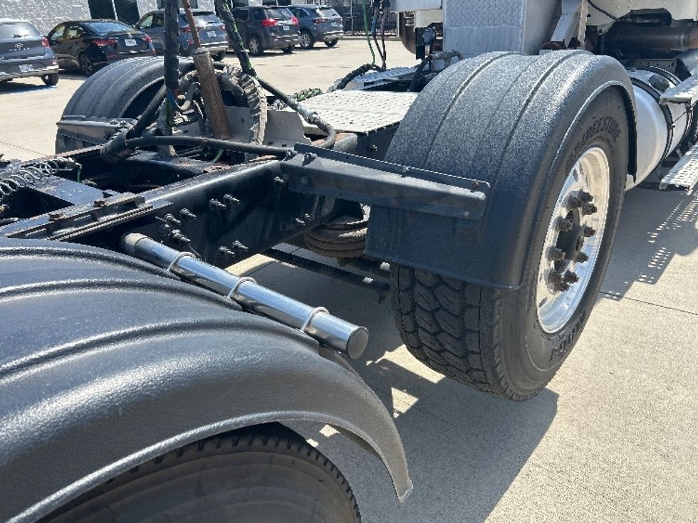 Day Cab Tractor-Heavy Duty Tractors-Freightliner-2020-D12284SD-Houston-TX-265,521\n\t\tmiles-$ 107,500 - Image 19
