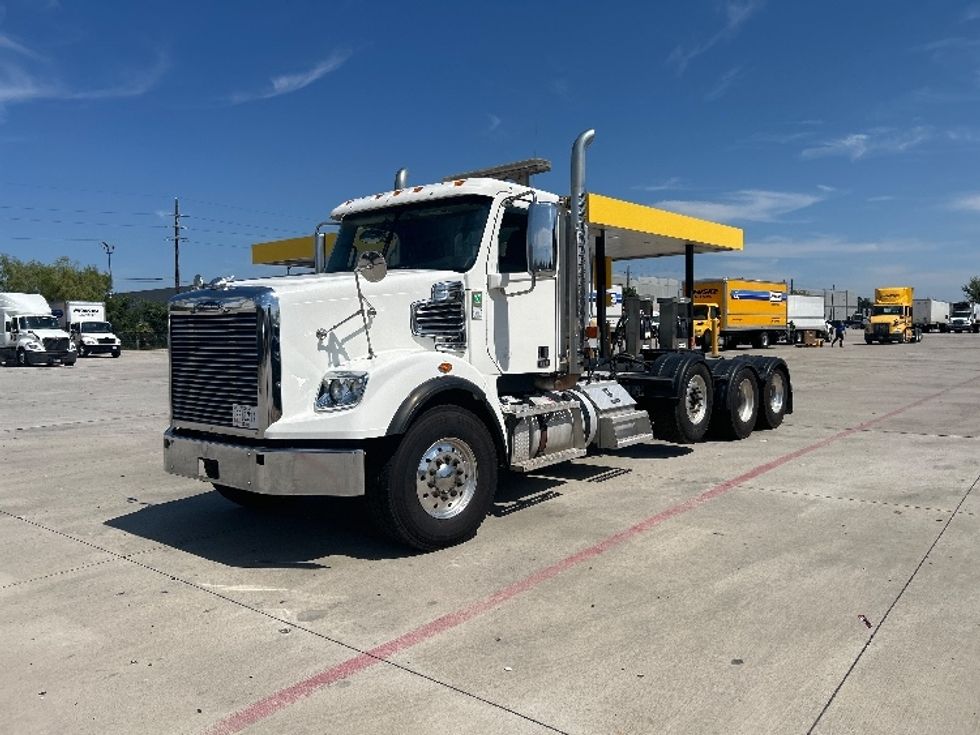 Day Cab Tractor-Heavy Duty Tractors-Freightliner-2020-D12284SD-Houston-TX-265,521\n\t\tmiles-$ 107,500 - Image 3