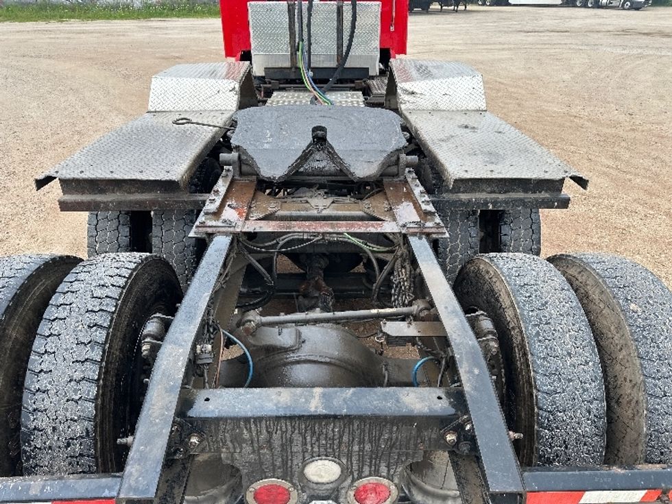 Day Cab Tractor-Heavy Duty Tractors-Freightliner-2020-D12284SD-Milwaukee-WI-402,282\n\t\tmiles-$ 95,000 - Image 6