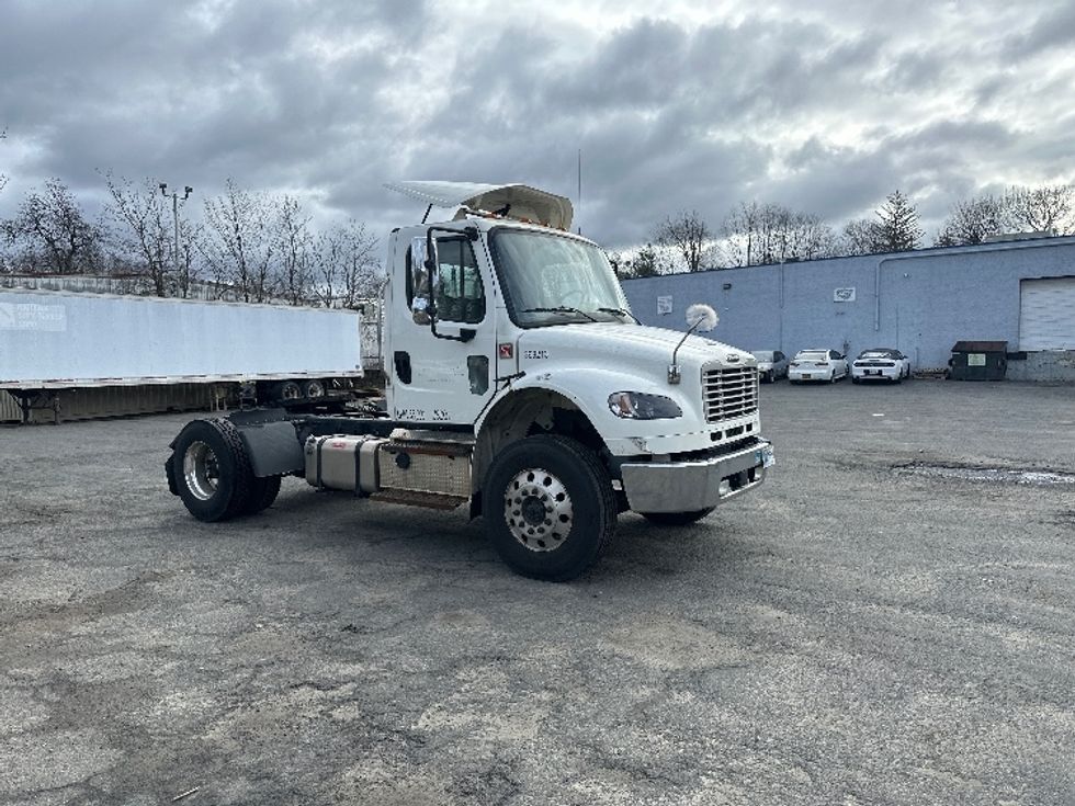 2020 Freightliner M2 Day Cab Tractor