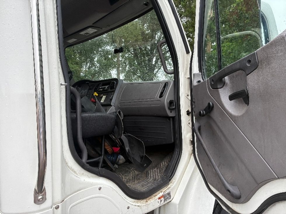Day Cab Tractor-Heavy Duty Tractors-Freightliner-2020-M2-Jackson-MS-133,151\n\t\tmiles-$ 12,500 - Image 11