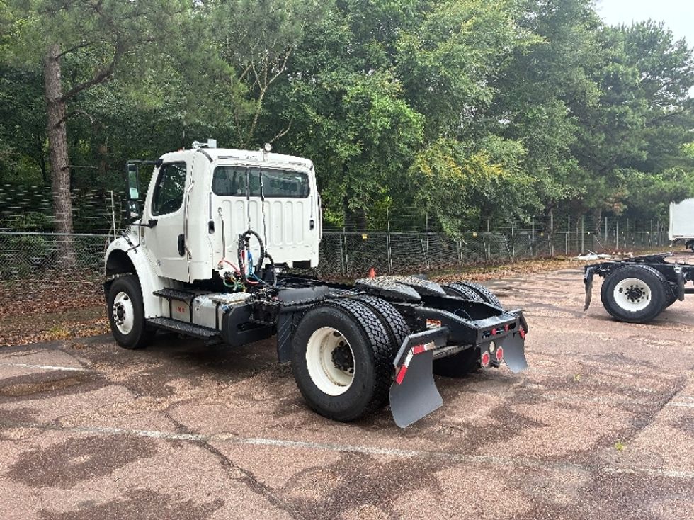 Day Cab Tractor-Heavy Duty Tractors-Freightliner-2020-M2-Jackson-MS-133,151\n\t\tmiles-$ 12,500 - Image 5