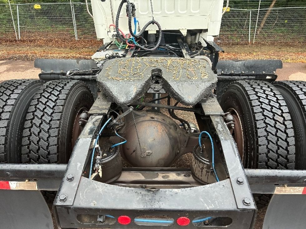 Day Cab Tractor-Heavy Duty Tractors-Freightliner-2020-M2-Jackson-MS-133,151\n\t\tmiles-$ 12,500 - Image 6