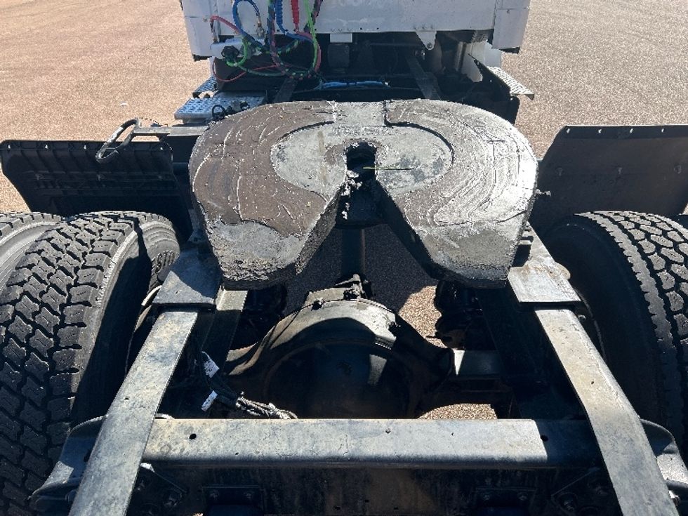 Day Cab Tractor-Heavy Duty Tractors-Freightliner-2020-M2-Jackson-MS-224,501\n\t\tmiles-$ 53,000 - Image 6
