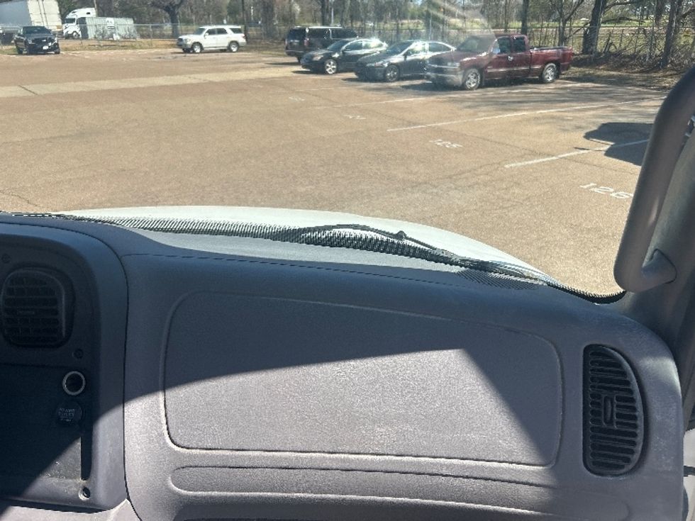 Day Cab Tractor-Heavy Duty Tractors-Freightliner-2020-M2-Jackson-MS-55,843\n\t\tmiles-$ 65,000 - Image 13