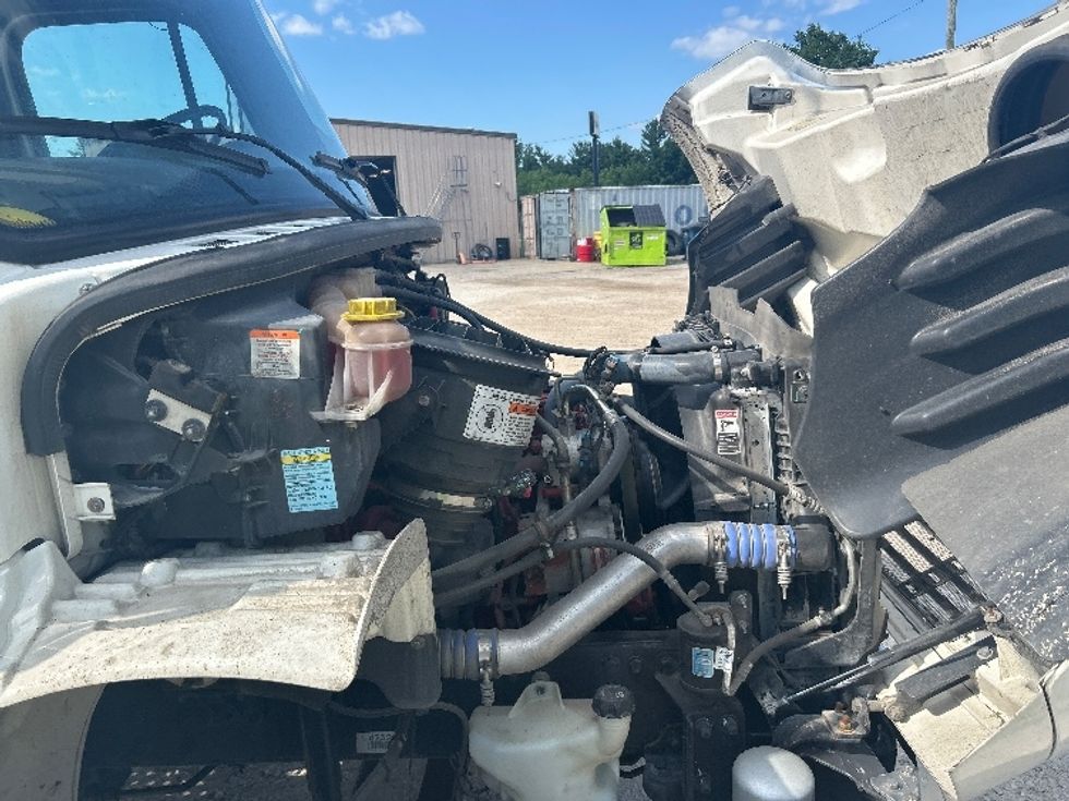 Day Cab Tractor-Heavy Duty Tractors-Freightliner-2020-M2-Moberly-MO-167,370\n\t\tmiles-$ 59,500 - Image 15