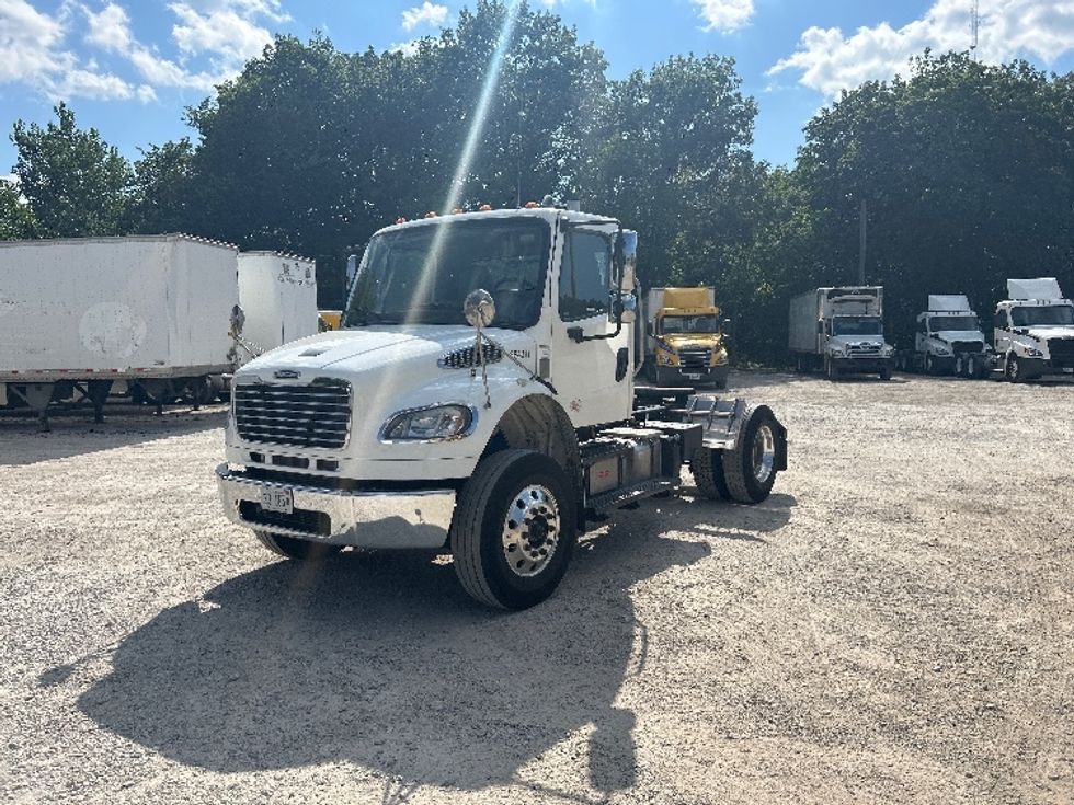 Day Cab Tractor-Heavy Duty Tractors-Freightliner-2020-M2-Moberly-MO-167,370\n\t\tmiles-$ 59,500 - Image 3