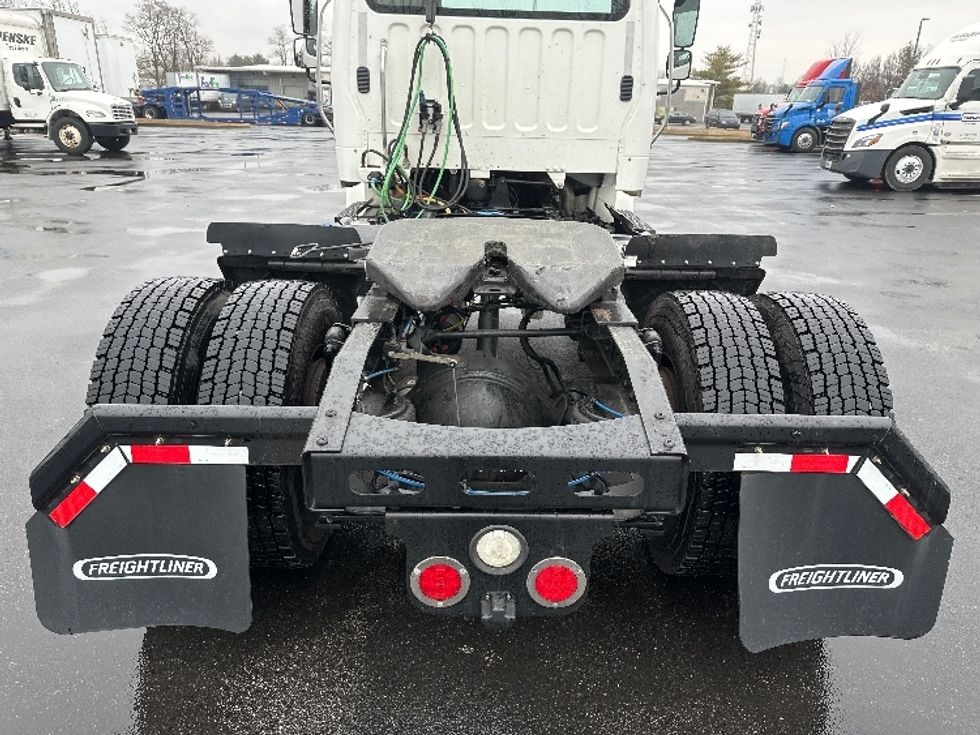 Day Cab Tractor-Heavy Duty Tractors-Freightliner-2020-M2-New Castle-DE-17,720\n\t\tmiles-$ 58,250 - Image 6
