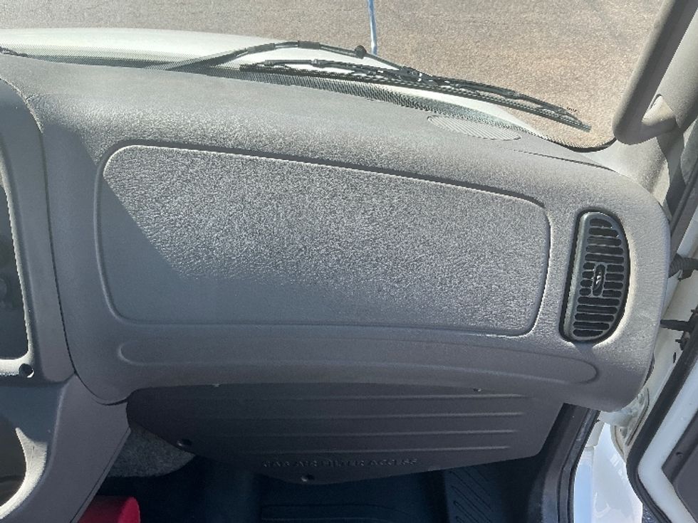 Day Cab Tractor-Heavy Duty Tractors-Freightliner-2020-M2-Olive Branch-MS-90,225\n\t\tmiles-$ 64,250 - Image 13