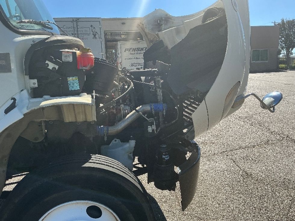 Day Cab Tractor-Heavy Duty Tractors-Freightliner-2020-M2-Olive Branch-MS-90,225\n\t\tmiles-$ 64,250 - Image 15