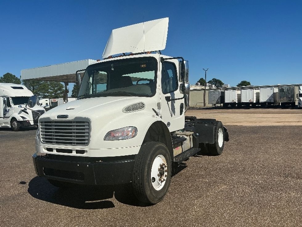 Day Cab Tractor-Heavy Duty Tractors-Freightliner-2020-M2-Olive Branch-MS-90,225\n\t\tmiles-$ 64,250 - Image 3