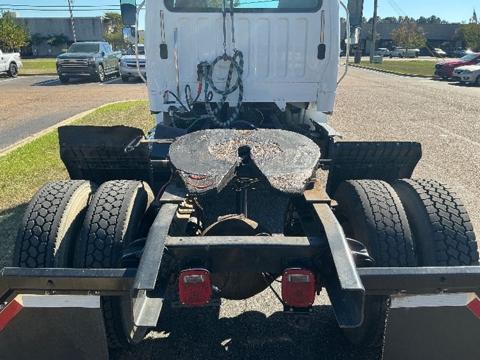 Day Cab Tractor-Heavy Duty Tractors-Freightliner-2020-M2-Richland-MS-142,809\n\t\tmiles-$ 60,500 - Image 6