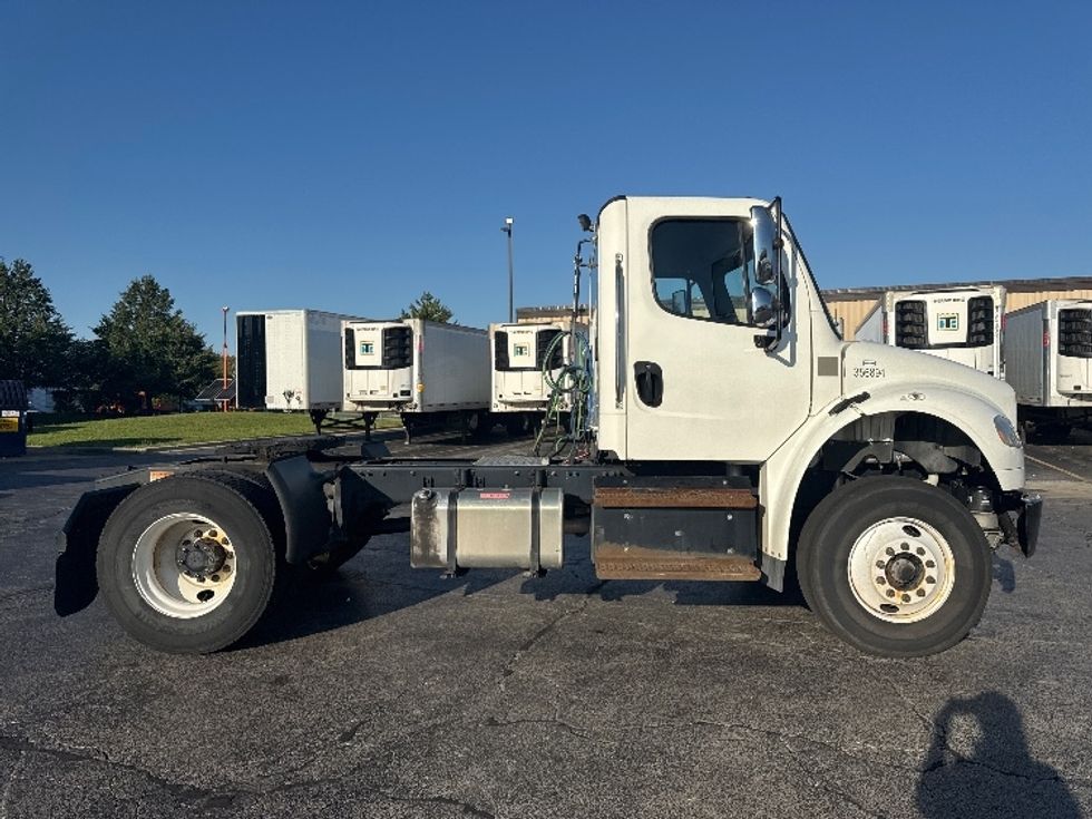 Day Cab Tractor-Heavy Duty Tractors-Freightliner-2020-M2-Sturtevant-WI-214,726\n\t\tmiles-$ 47,500 - Image 4