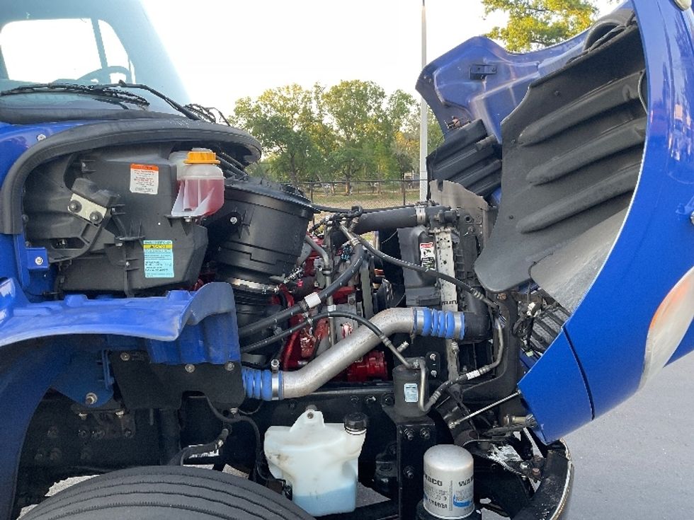 Day Cab Tractor-Heavy Duty Tractors-Freightliner-2020-M2-Tampa-FL-149,542\n\t\tmiles-$ 57,250 - Image 13