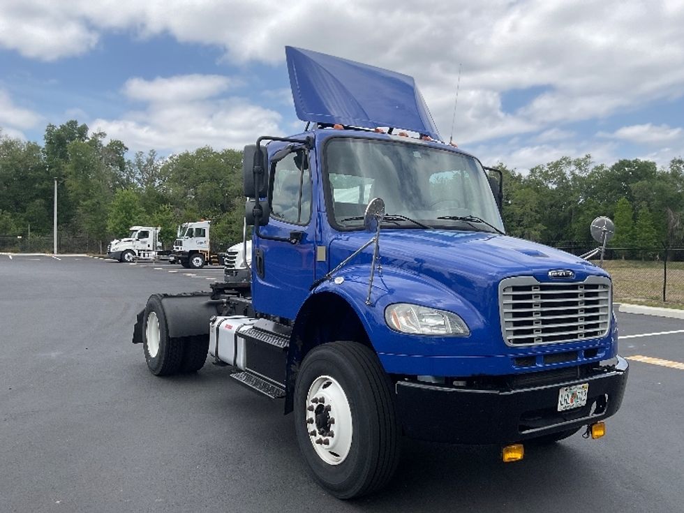 Day Cab Tractor-Heavy Duty Tractors-Freightliner-2020-M2-Tampa-FL-150,520\n\t\tmiles-$ 53,750 - Image 1