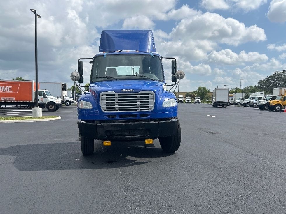 Day Cab Tractor-Heavy Duty Tractors-Freightliner-2020-M2-Tampa-FL-159,562\n\t\tmiles-$ 53,500 - Image 2