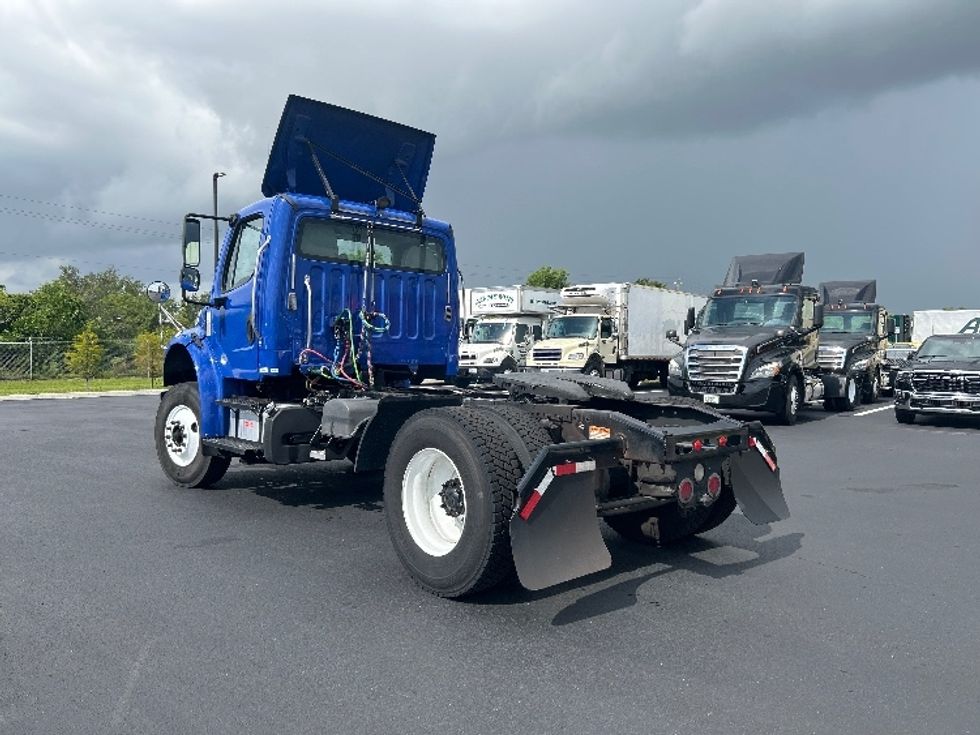 Day Cab Tractor-Heavy Duty Tractors-Freightliner-2020-M2-Tampa-FL-159,562\n\t\tmiles-$ 53,500 - Image 5
