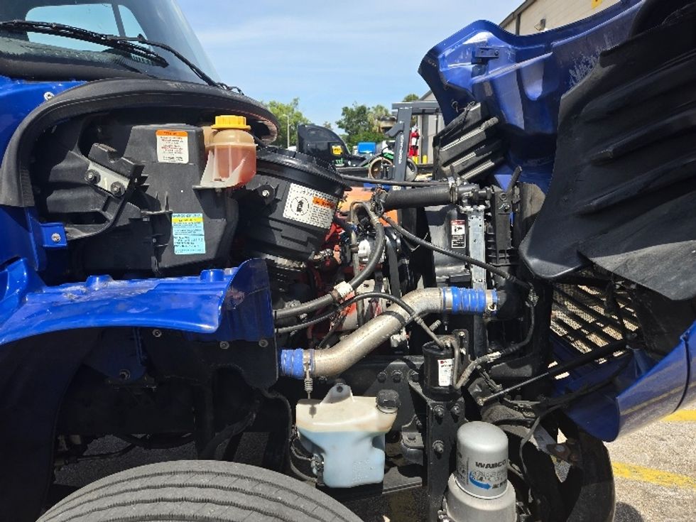 Day Cab Tractor-Heavy Duty Tractors-Freightliner-2020-M2-Tampa-FL-191,747\n\t\tmiles-$ 54,250 - Image 15