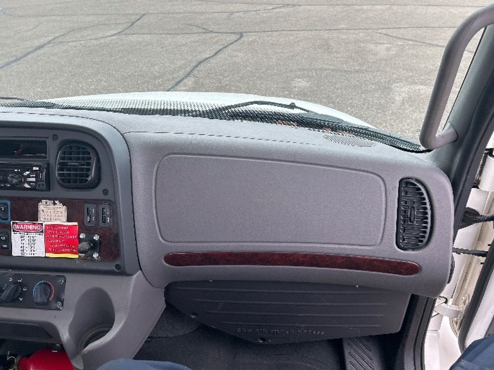 Day Cab Tractor-Heavy Duty Tractors-Freightliner-2020-M2-Warren-MI-172,084\n\t\tmiles-$ 46,750 - Image 13