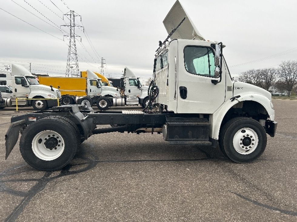 Day Cab Tractor-Heavy Duty Tractors-Freightliner-2020-M2-Warren-MI-172,084\n\t\tmiles-$ 46,750 - Image 8
