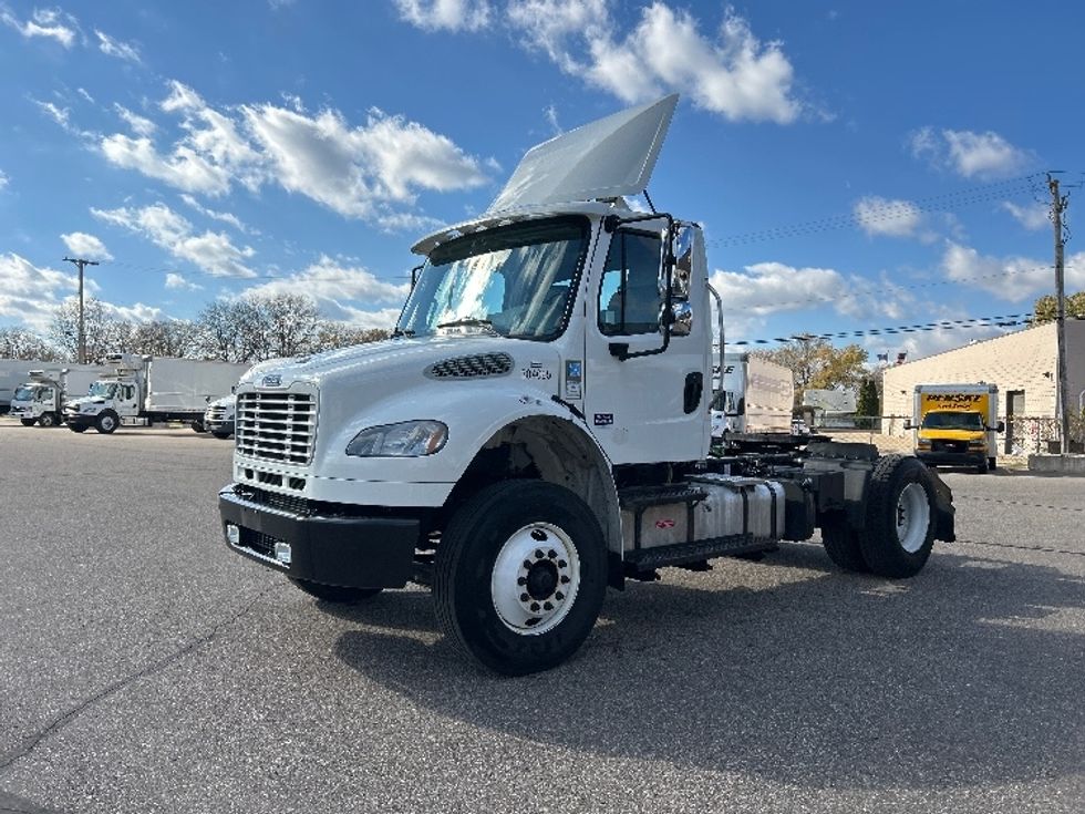 Day Cab Tractor-Heavy Duty Tractors-Freightliner-2020-M2-Warren-MI-187,914\n\t\tmiles-$ 45,750 - Image 3