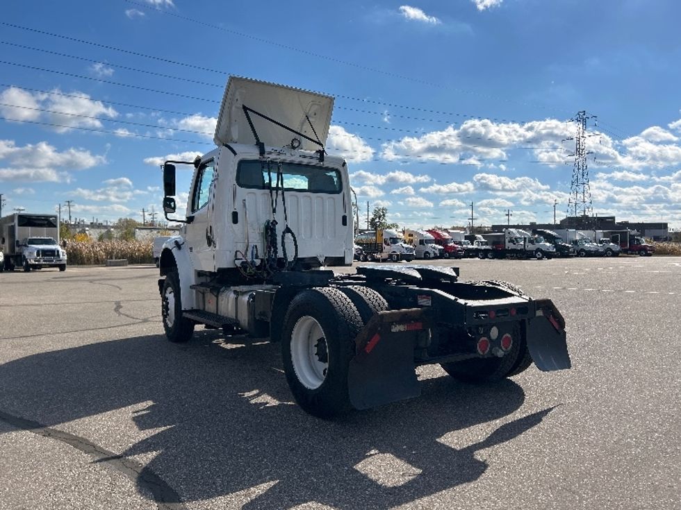 Day Cab Tractor-Heavy Duty Tractors-Freightliner-2020-M2-Warren-MI-187,914\n\t\tmiles-$ 45,750 - Image 5