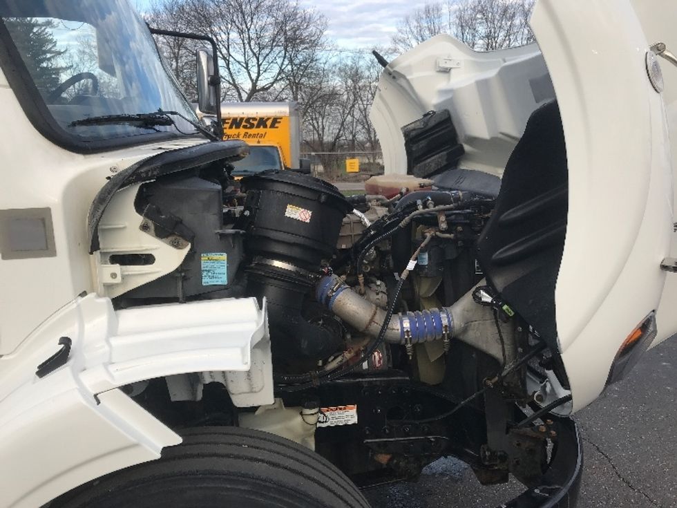Day Cab Tractor-Heavy Duty Tractors-Freightliner-2020-M211242S-Akron-OH-410,883\n\t\tmiles-$ 23,500 - Image 15
