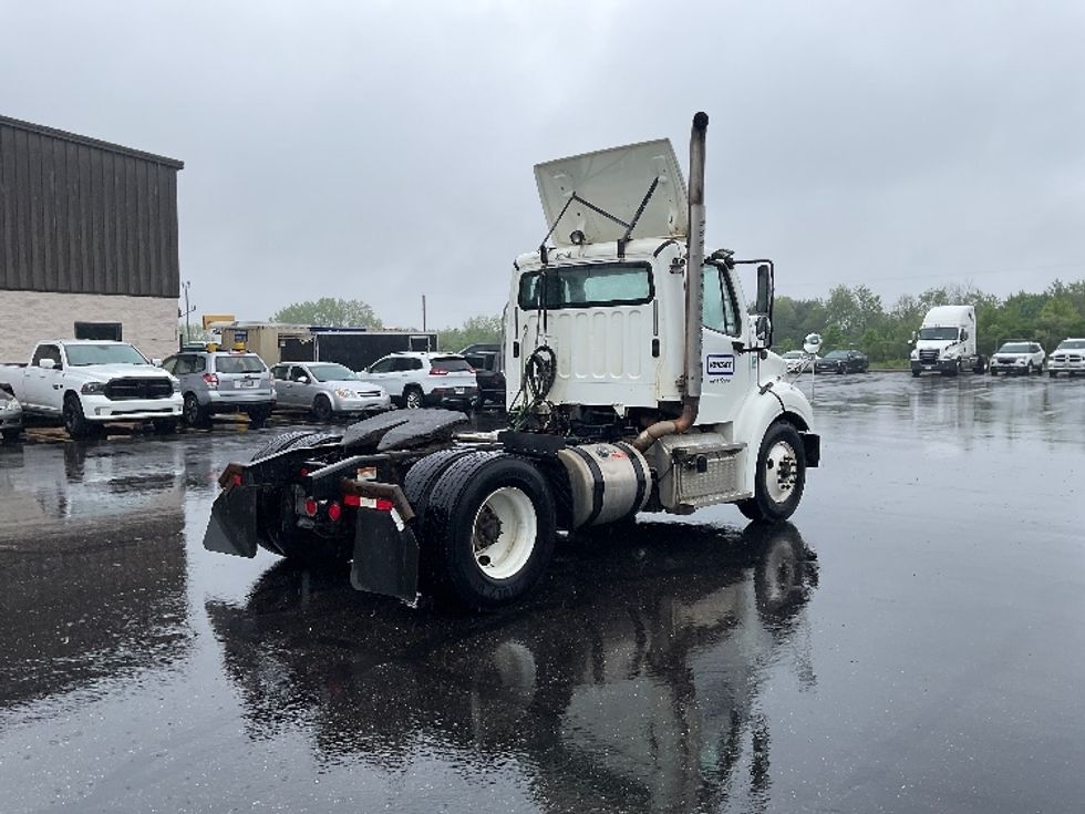 Day Cab Tractor-Heavy Duty Tractors-Freightliner-2020-M211242S-Canton-OH-415,893\n\t\tmiles-$ 24,750 - Image 7