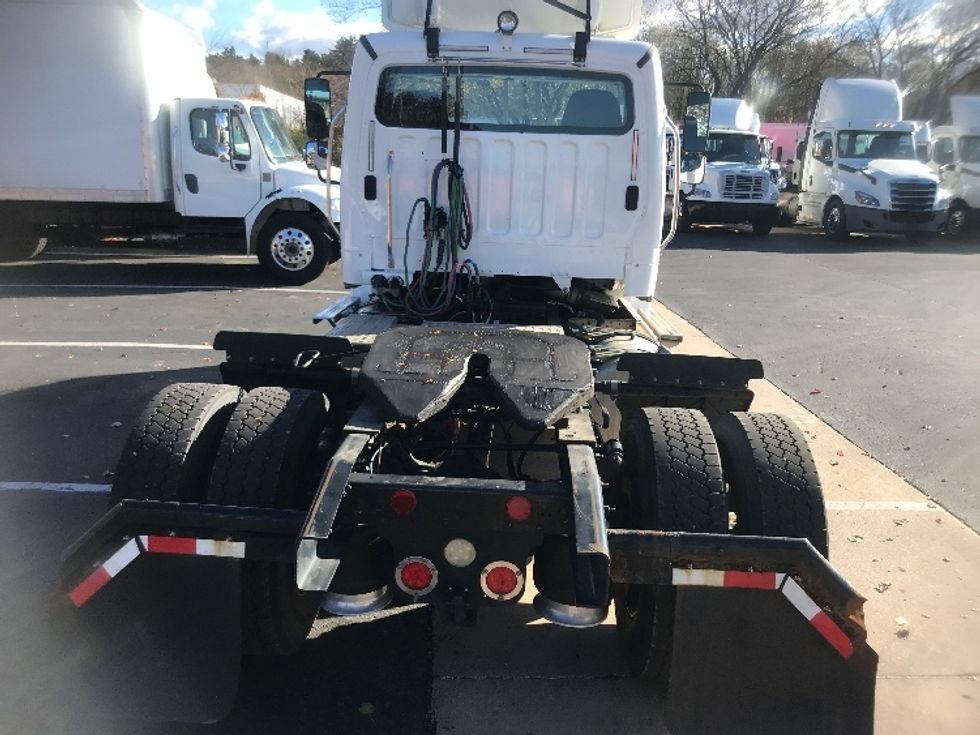 Day Cab Tractor-Heavy Duty Tractors-Freightliner-2020-M211242S-Harrisburg-PA-103,435\n\t\tmiles-$ 36,000 - Image 6
