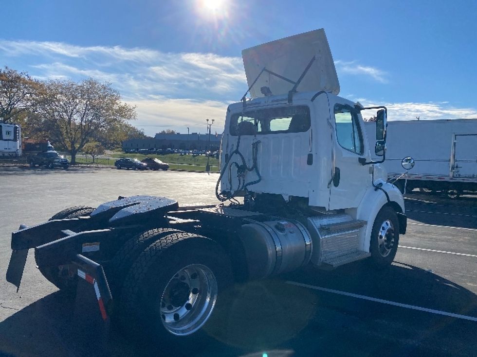 Day Cab Tractor-Heavy Duty Tractors-Freightliner-2020-M211242S-Harrisburg-PA-118,079\n\t\tmiles-$ 36,000 - Image 7