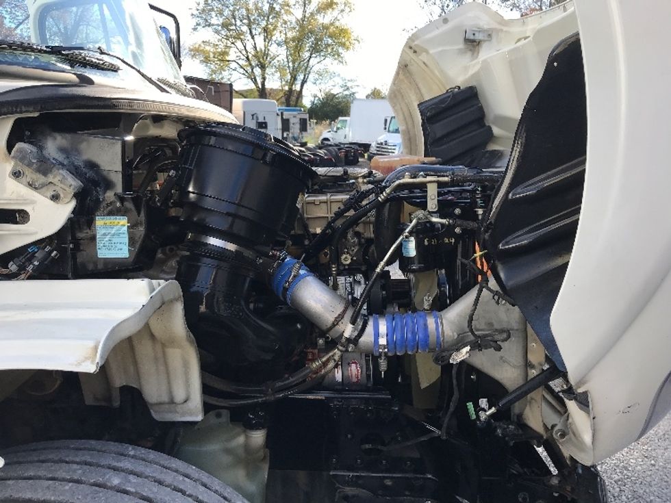 Day Cab Tractor-Heavy Duty Tractors-Freightliner-2020-M211264S-Cleveland-TN-322,430\n\t\tmiles-$ 57,750 - Image 15