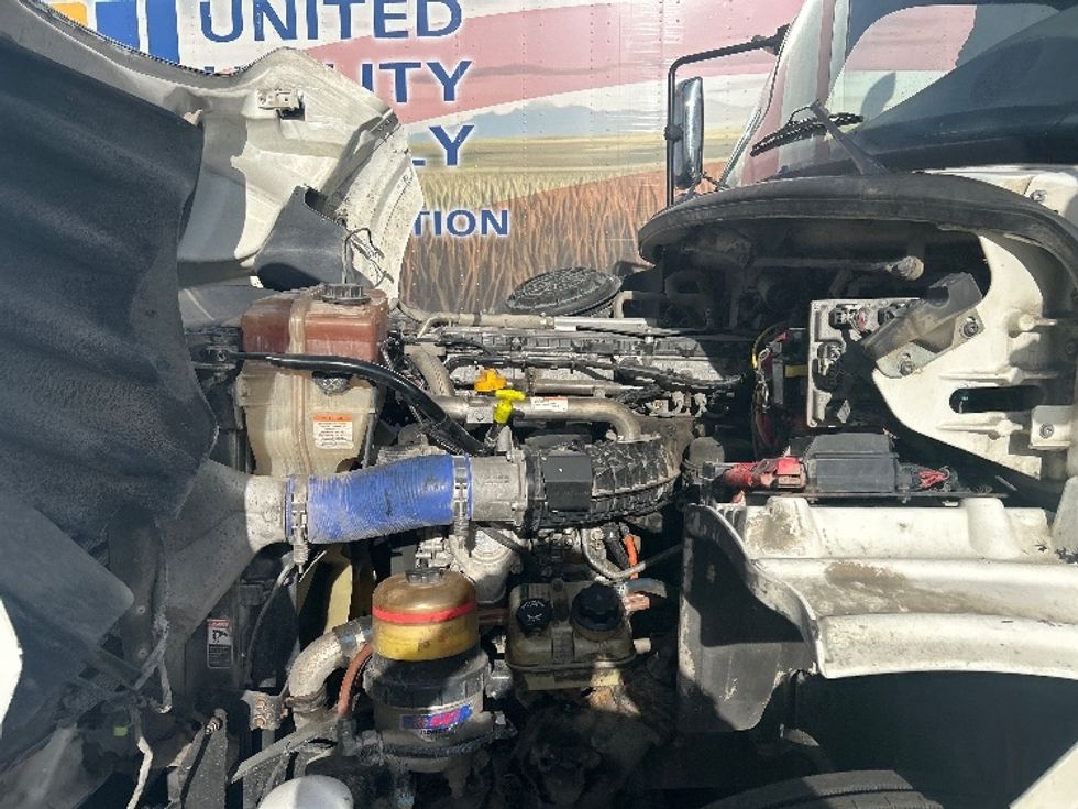 Day Cab Tractor-Heavy Duty Tractors-Freightliner-2020-M211264S-Louisville-KY-494,142\n\t\tmiles-$ 27,500 - Image 16