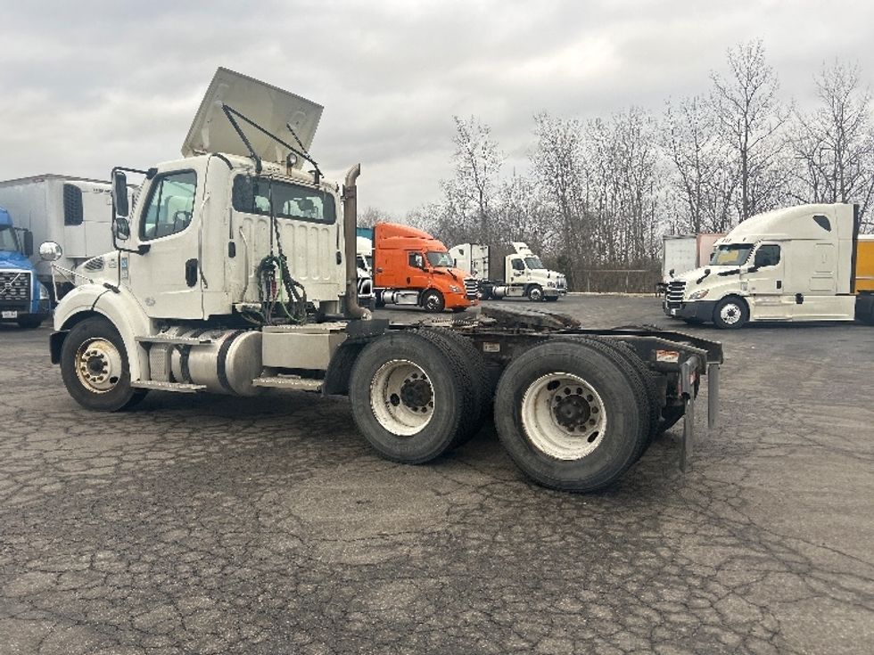 Day Cab Tractor-Heavy Duty Tractors-Freightliner-2020-M211264S-Obetz-OH-371,558\n\t\tmiles-$ 37,750 - Image 5